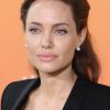 Angelina Jolie despre a învăța să ignori